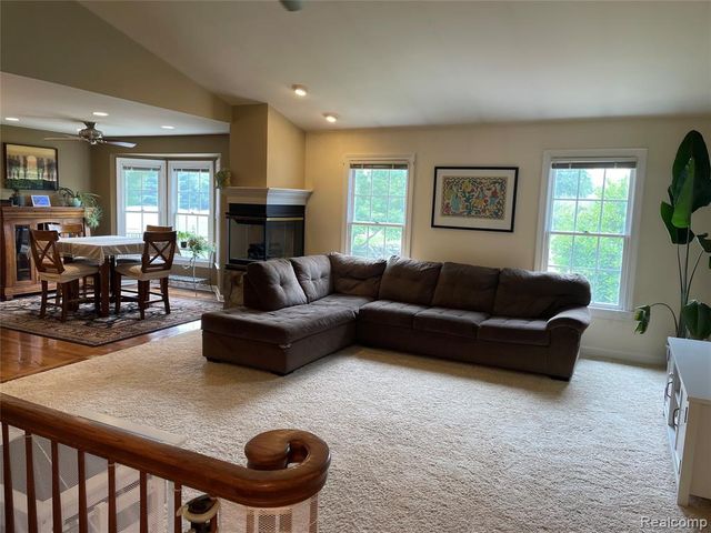 820 Lockwood Road, Ortonville, MI 48462