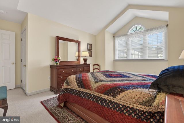 152 DEER FORD DR, Lancaster, PA 17601