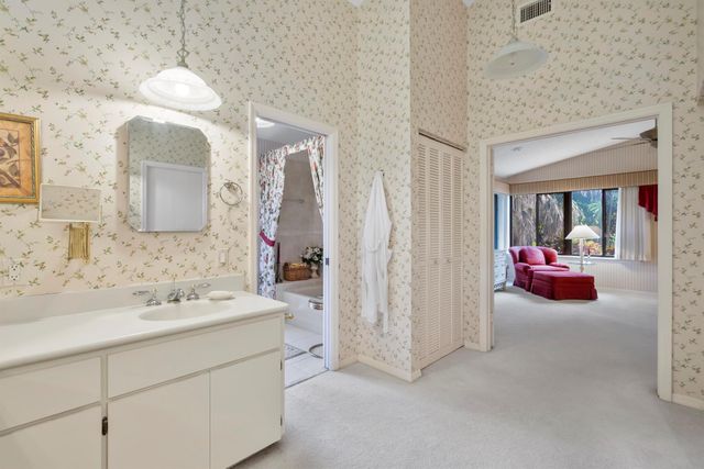 5011 SE Burning Tree Circle, Stuart, FL 34997