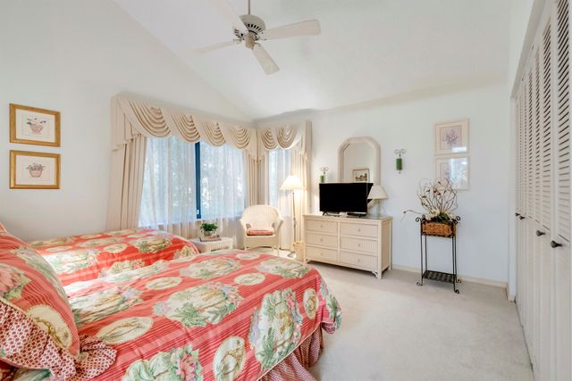 5011 SE Burning Tree Circle, Stuart, FL 34997