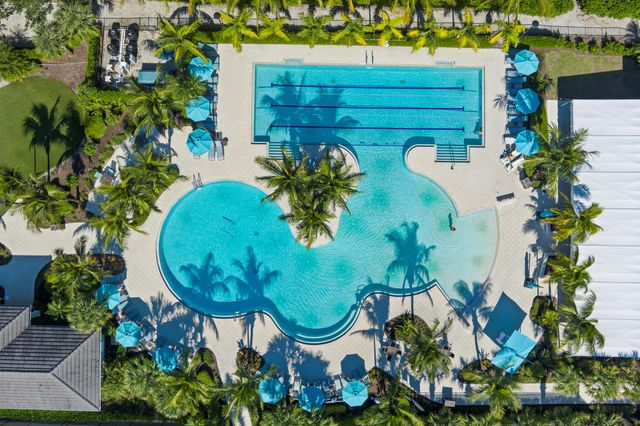 5011 SE Burning Tree Circle, Stuart, FL 34997