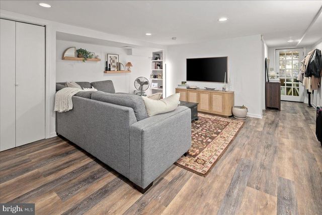 1741 KILBOURNE PL NW, Washington, DC 20010