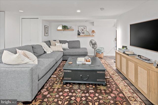 1741 KILBOURNE PL NW, Washington, DC 20010