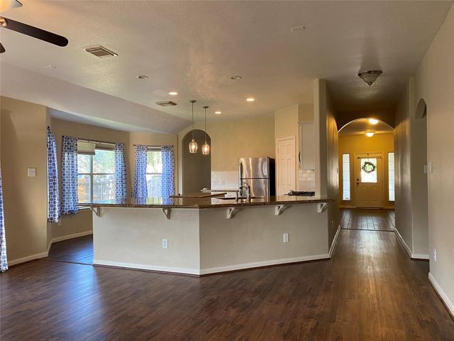 1202 Hemple Drive, Rosenberg, TX 77471