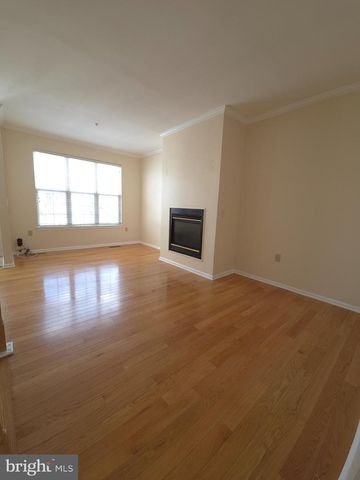 2213 MONTAUK DR, Crofton, MD 21114