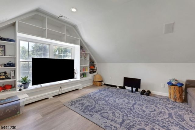 890 Norgate Dr, Ridgewood Village, NJ 07450