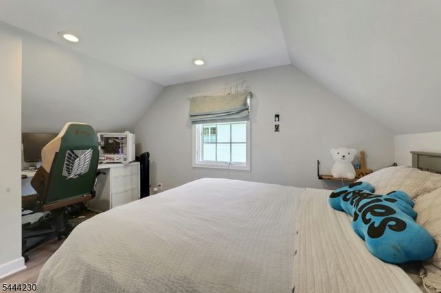 890 Norgate Dr, Ridgewood Village, NJ 07450