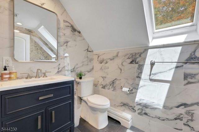 890 Norgate Dr, Ridgewood Village, NJ 07450