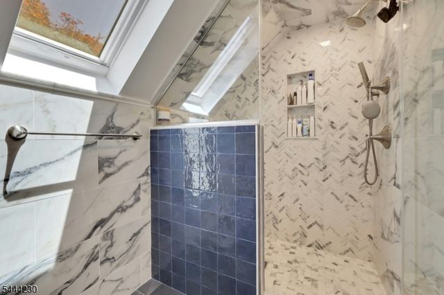 890 Norgate Dr, Ridgewood Village, NJ 07450