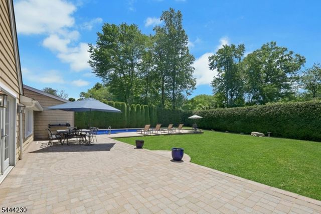 890 Norgate Dr, Ridgewood Village, NJ 07450