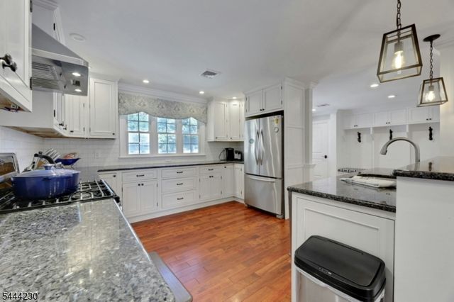890 Norgate Dr, Ridgewood Village, NJ 07450