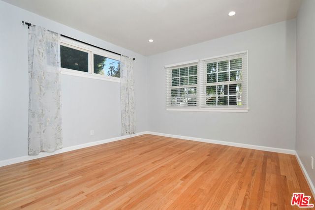 22025 De La Osa Street, Woodland Hills, CA 91364