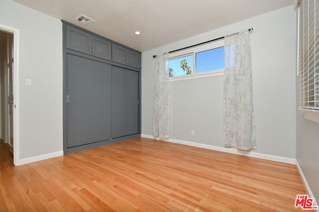 22025 De La Osa Street, Woodland Hills, CA 91364