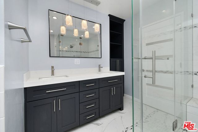 22025 De La Osa Street, Woodland Hills, CA 91364