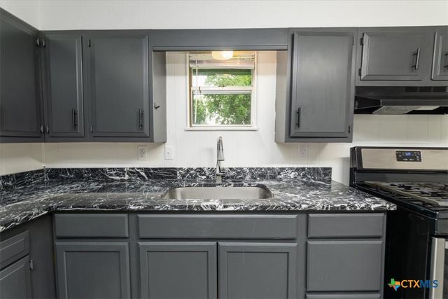 303 Sumbera Street, Holland, TX 76534