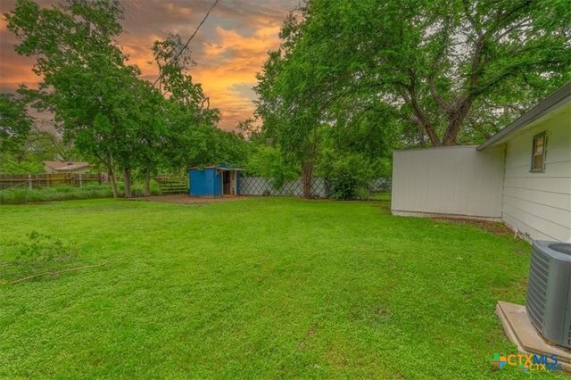 303 Sumbera Street, Holland, TX 76534