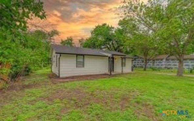 303 Sumbera Street, Holland, TX 76534