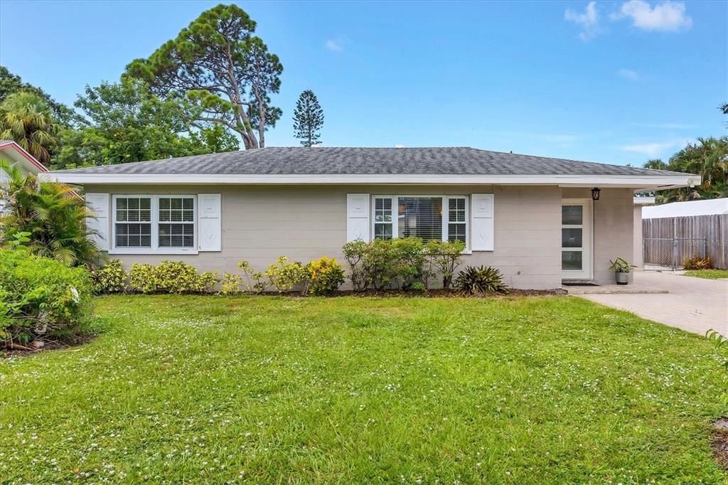 2284 BOUGAINVILLEA STREET, Sarasota, FL 34239