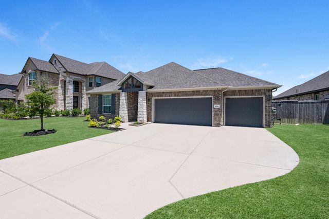 6111 Sandspur Springs Lane, Pearland, TX 77584