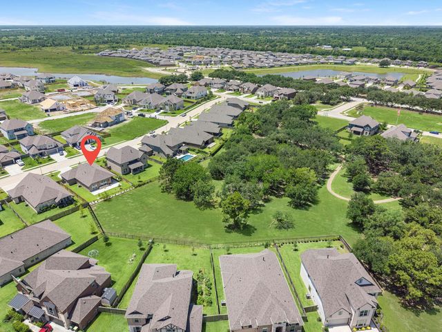 6111 Sandspur Springs Lane, Pearland, TX 77584