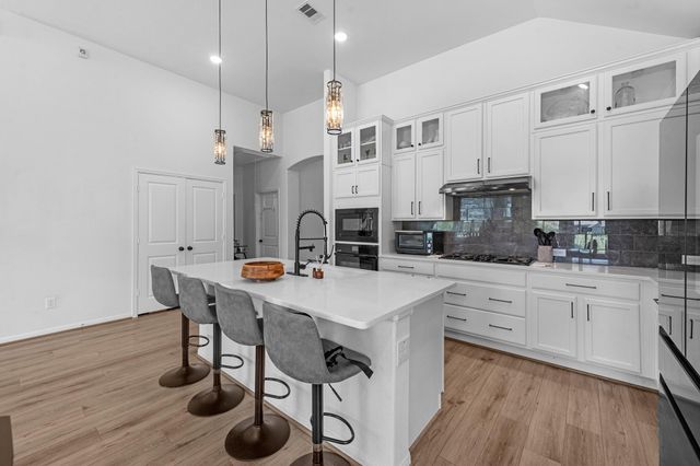 6111 Sandspur Springs Lane, Pearland, TX 77584