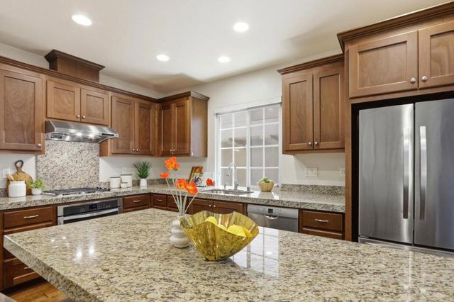 69 Henriques Lane, Milpitas, CA 95035