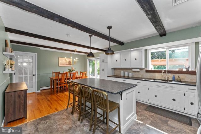 2012 CORNING RD, Palm, PA 18070