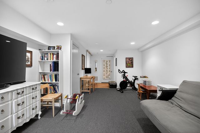 1234 E OXFORD ST, Philadelphia, PA 19125