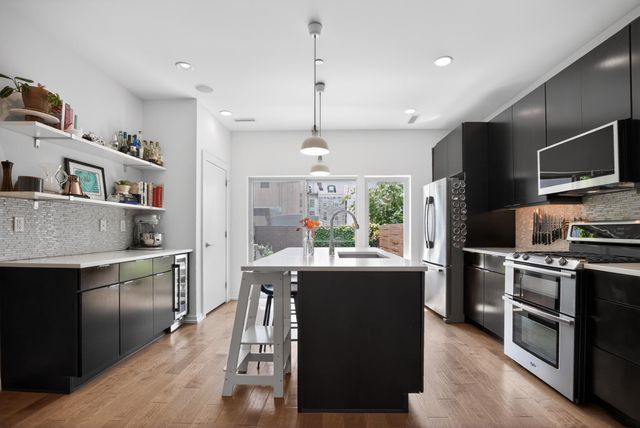 1234 E OXFORD ST, Philadelphia, PA 19125