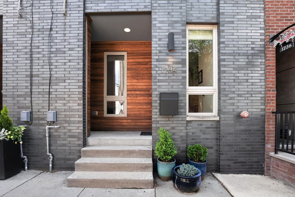 1234 E OXFORD ST, Philadelphia, PA 19125