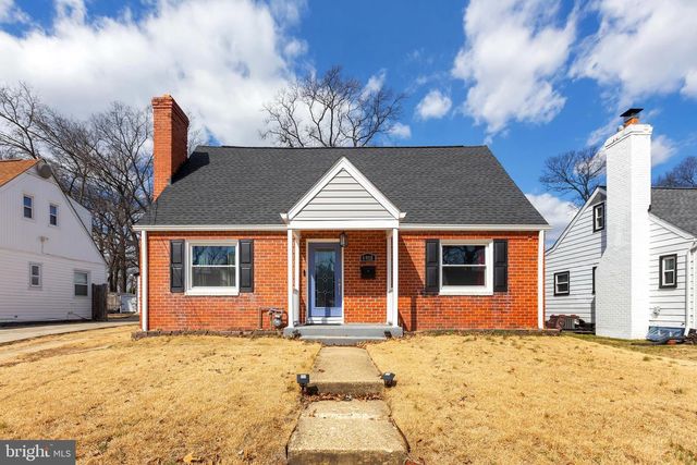 6918 GATEWAY BLVD, District Heights, MD 20747