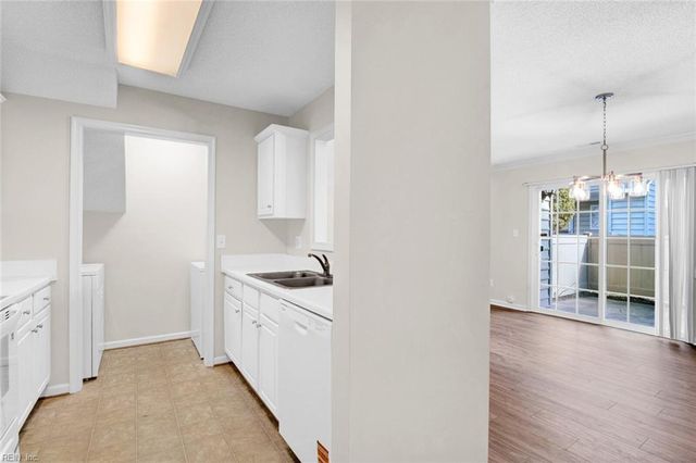 708 Lakeside DR, Suffolk, VA 23435