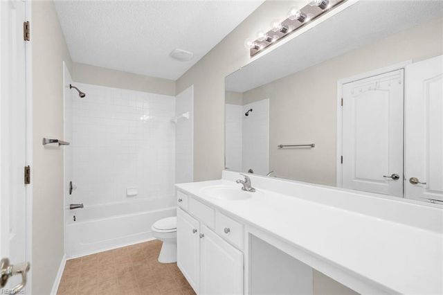 708 Lakeside DR, Suffolk, VA 23435