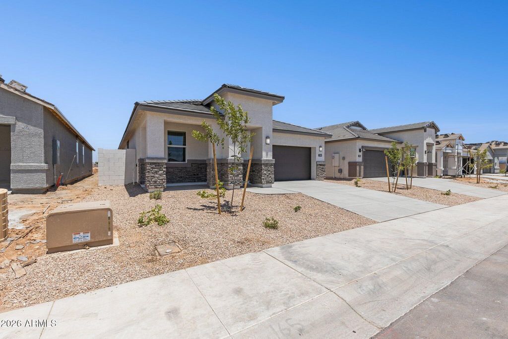 26054 W LYNNE Lane, Buckeye, AZ 85326 — photo 2