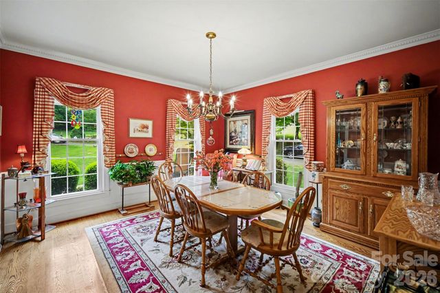 814 S Main Street, Mount Holly, NC 28120