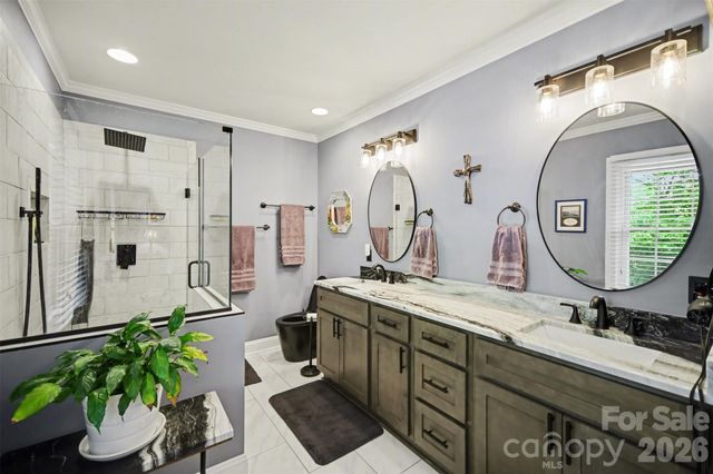 814 S Main Street, Mount Holly, NC 28120