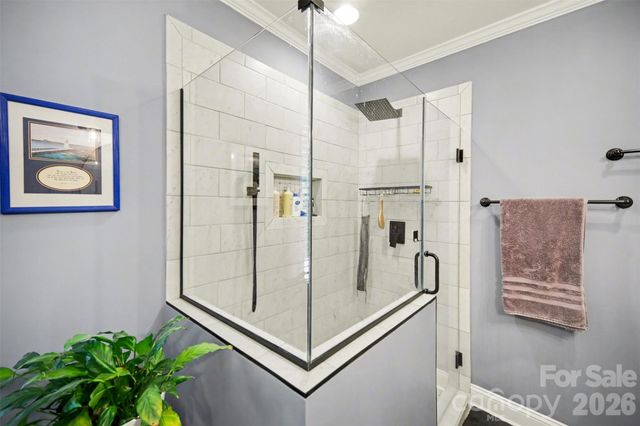 814 S Main Street, Mount Holly, NC 28120