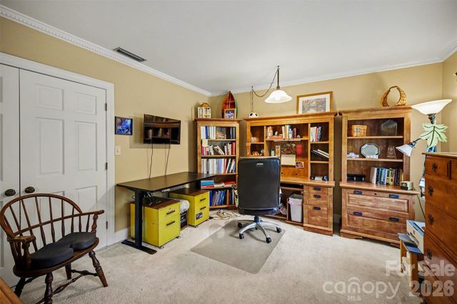 814 S Main Street, Mount Holly, NC 28120