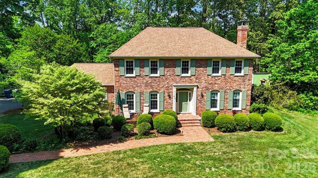 814 S Main Street, Mount Holly, NC 28120