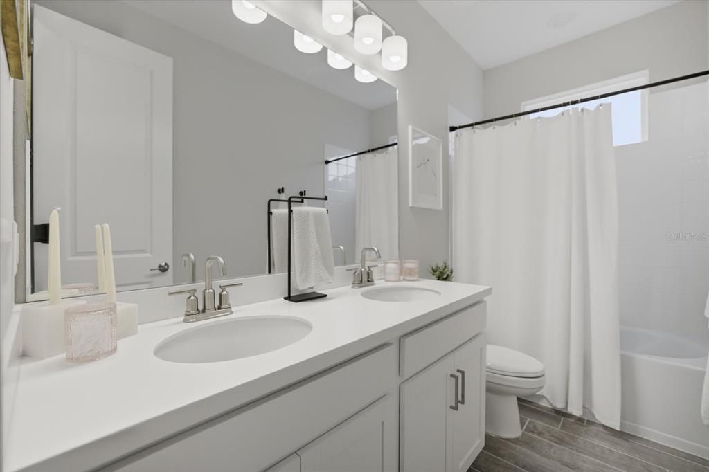 Image 28 of property listing at 6258 GRANDVIEW HILL COURT, Bradenton, FL 34203