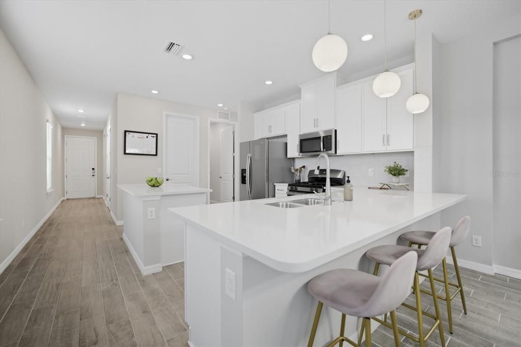 Image 4 of property listing at 6258 GRANDVIEW HILL COURT, Bradenton, FL 34203