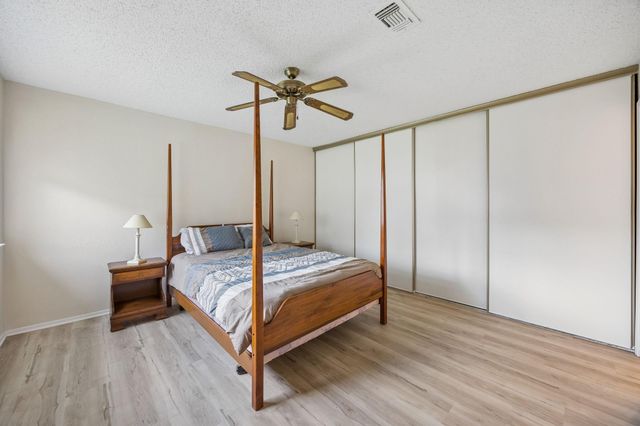 3123 Raccoon Run, Spring, TX 77373
