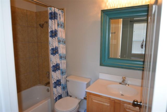 20975 Waterside DR 35, Lago Vista, TX 78645