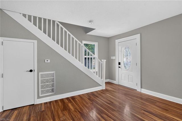 5807 Dunkin ST, Portsmouth, VA 23708