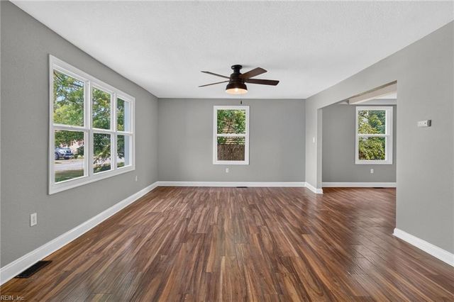 5807 Dunkin ST, Portsmouth, VA 23708