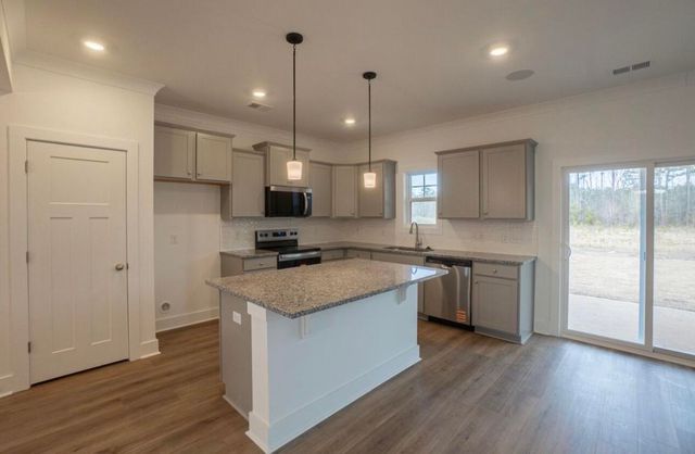 2171 Currituck Drive, Sumter, SC 29153