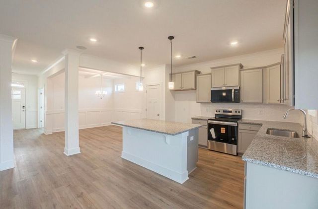 2171 Currituck Drive, Sumter, SC 29153