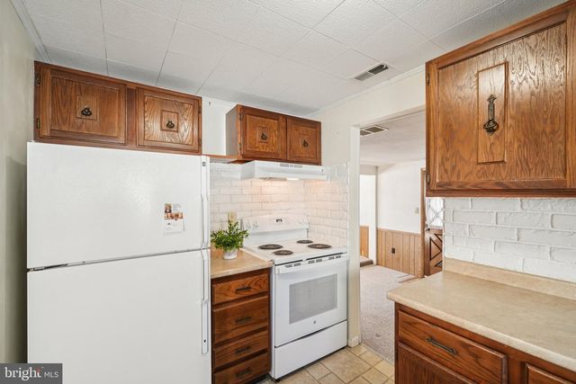 201 LILLIAN AVE, Hamilton, NJ 08610