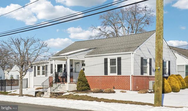 201 LILLIAN AVE, Hamilton, NJ 08610