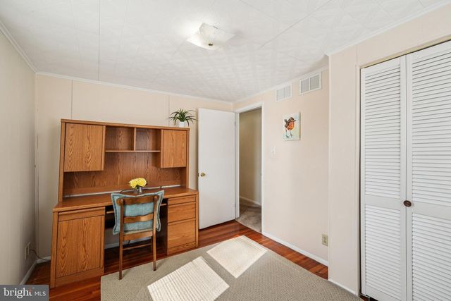 201 LILLIAN AVE, Hamilton, NJ 08610